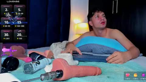 ISSAC online show from October 12, 8:52 pm