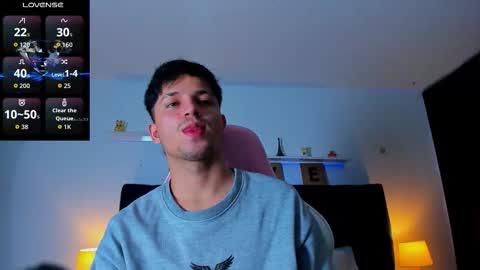 ISSAC online show from October 15, 4:23 am