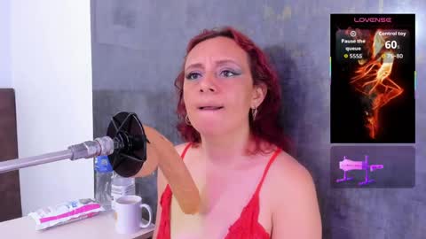 Snapshot of issys_milf chatting on April 24, 11:56 am ISSYS online show from April 24, 11:56 am