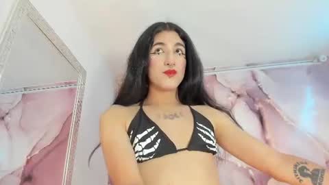 istina_uwu online show from June 13, 9:13 pm