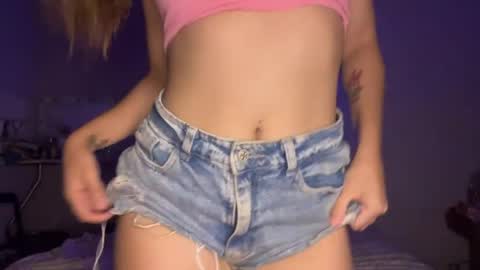 Snapshot of isyourgirlisabella chatting on April 1, 6:16 pm isabella online show from April 1, 6:16 pm