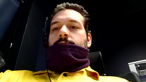 italianbigboy93 online show from October 12, 9:19 am