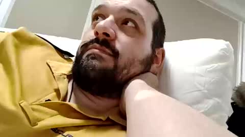 Snapshot of italianbigboy932 chatting on March 13, 8:10 am italianbigboy932 online show from March 13, 8:10 am