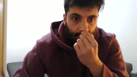 italianboybcn online show from December 21, 2:58 pm