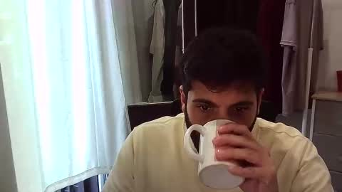 italianboybcn online show from October 30, 8:05 am