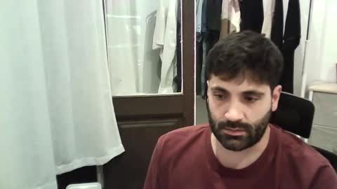 italianboybcn online show from November 13, 8:19 pm