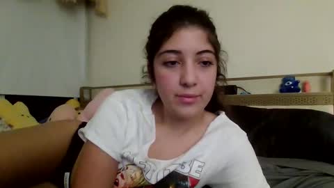 Snapshot of italiankittyx chatting on April 18, 2:37 am ItalianKitty online show from April 18, 2:37 am