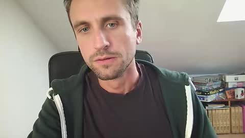 italiano116116 online show from October 1, 2:12 pm