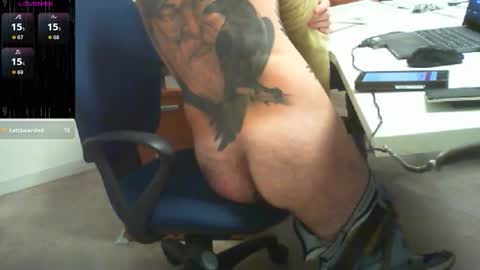 Snapshot of italiansirforyou chatting on November 19, 6:19 pm Alex online show from November 19, 6:19 pm