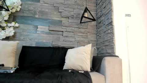 Italo Moore online show from November 13, 11:20 am