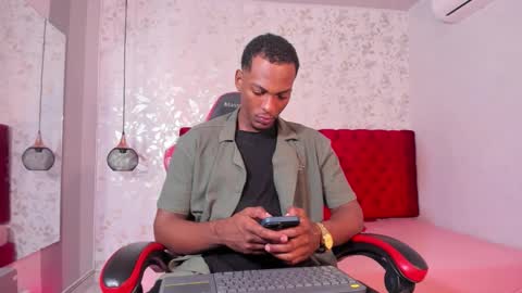 itanxfor online show from February 6, 12:41 pm