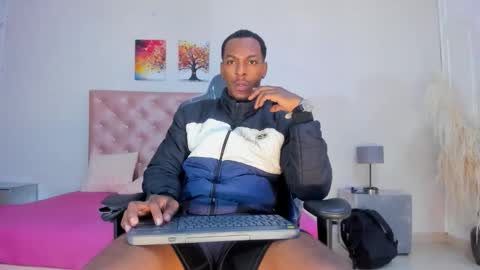 itanxfor online show from February 23, 12:46 pm