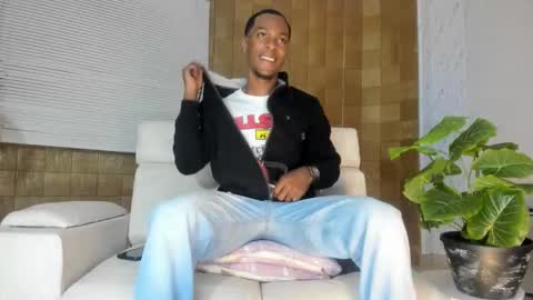 itanxfor online show from March 1, 12:29 pm