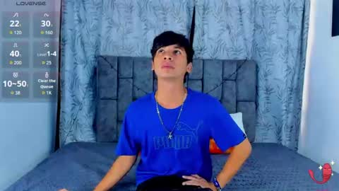 ithan_kingtwin online show from June 13, 7:12 pm