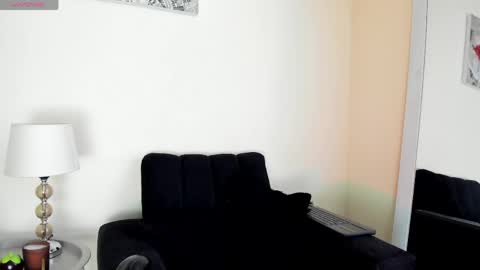 Snapshot of its__angelica_ chatting on April 28, 6:13 pm Angelica online show from April 28, 6:13 pm