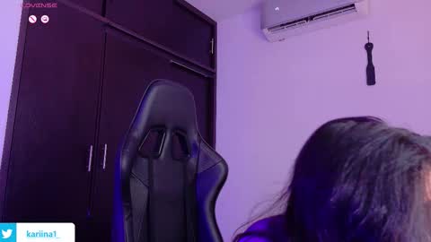 K A R I online show from January 18, 12:58 am