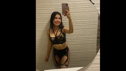   online show from January 8, 2:35 pm