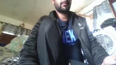 its_me_2323 online show from April 2, 4:43 am