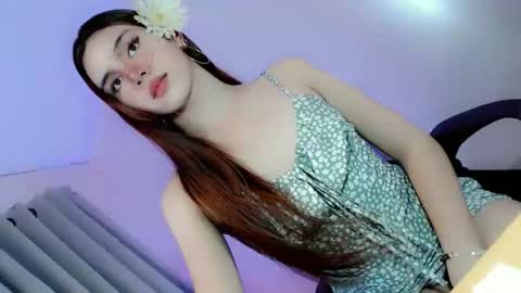 EZZIE online show from October 24, 2:41 am