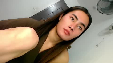 Snapshot of its_me_vanesa chatting on November 19, 6:08 pm its_me_vanesa online show from November 19, 6:08 pm