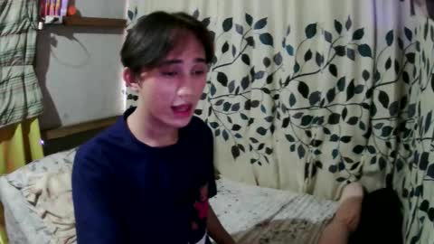 Snapshot of its_saya chatting on October 21, 4:13 am its_saya online show from October 21, 4:13 am