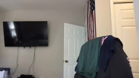 itsasecretttt online show from September 24, 4:43 pm