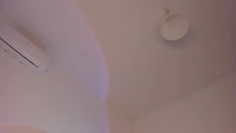 Isabella online show from December 2, 10:53 am