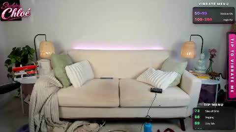itschloelaurent online show from June 23, 8:51 pm