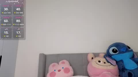 Queen Liya online show from October 23, 2:11 am