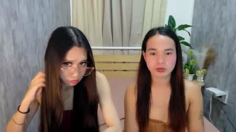 Snapshot of itsme_kat chatting on June 12, 5:45 pm itsme_kat online show from June 12, 5:45 pm