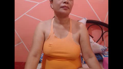 Snapshot of itsme_kitty chatting on March 8, 12:30 am Kitty online show from March 8, 12:30 am