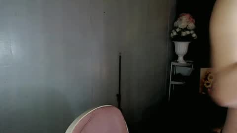 Snapshot of itsme_liza chatting on June 21, 8:33 pm itsme_liza online show from June 21, 8:33 pm