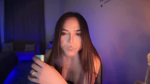 Snapshot of itsmekendrax chatting on February 18, 6:37 pm KendraX online show from February 18, 6:37 pm