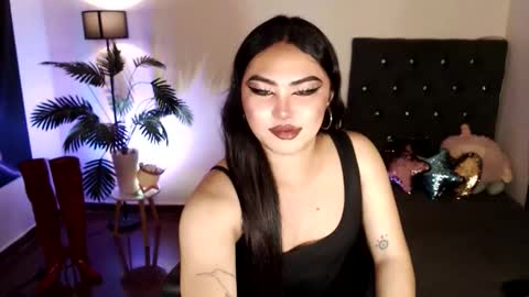 Siana online show from February 22, 2:37 pm