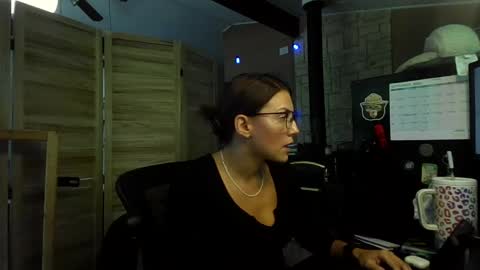 ItsMeSophie X online show from September 10, 4:07 pm