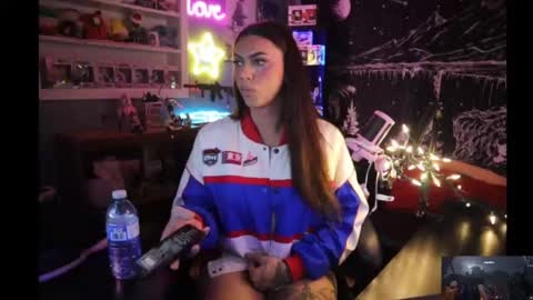 Snapshot of itsnickibabyy chatting on February 25, 2:03 am Nicki Foxx online show from February 25, 2:03 am