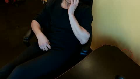 itssallgravy online show from November 2, 8:11 pm