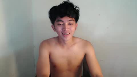 Kylixx online show from March 28, 7:41 am