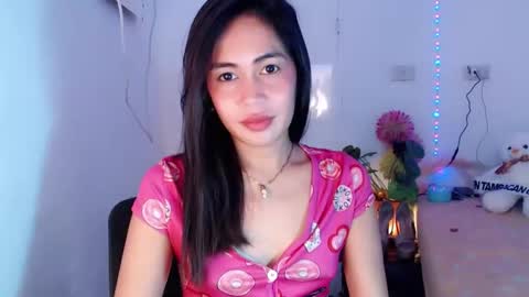 Snapshot of itsurgil_kloeh chatting on June 9, 12:11 am itsurgil_kloeh online show from June 9, 12:11 am