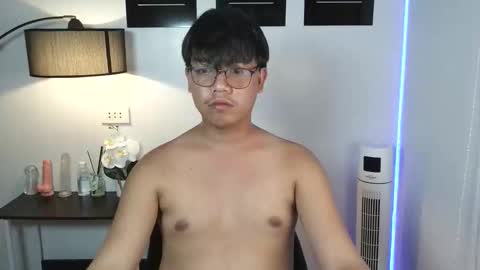 Snapshot of itsurjayxx chatting on March 27, 2:28 pm jay jay online show from March 27, 2:28 pm