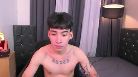 itsyour_edzel online show from March 28, 1:11 pm