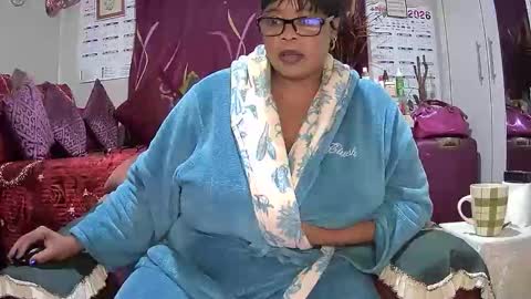 itumeleng74 online show from March 23, 6:56 pm