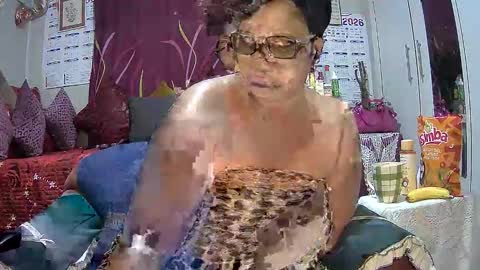 itumeleng74 online show from June 1, 5:36 pm