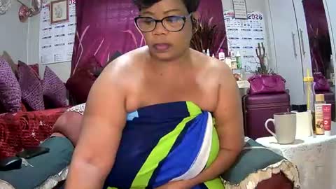 itumeleng74 online show from June 30, 6:14 am