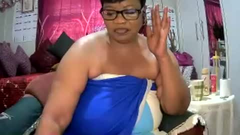 itumeleng74 online show from July 17, 9:16 am