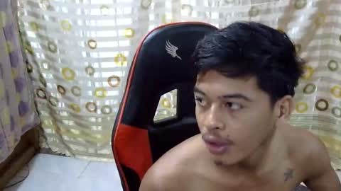 Snapshot of itzme_jhonfred chatting on March 9, 7:40 pm Jhonfred online show from March 9, 7:40 pm