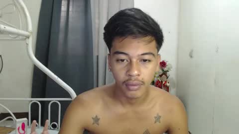 Snapshot of itzme_jhonfred chatting on March 19, 4:27 am Jhonfred online show from March 19, 4:27 am