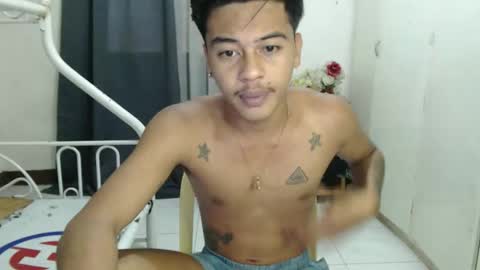 Snapshot of itzme_jhonfred chatting on March 24, 4:50 am Jhonfred online show from March 24, 4:50 am