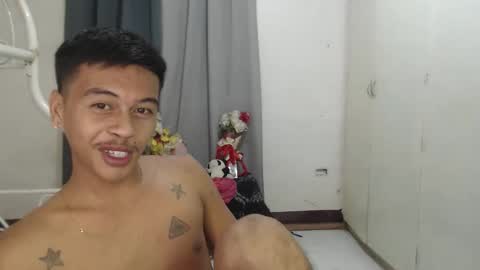 Jhonfred online show from May 12, 3:31 pm