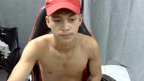 itzme_john online show from June 2, 3:36 pm
